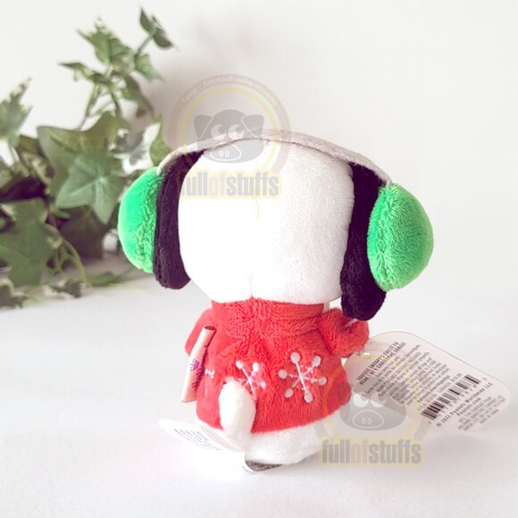 Brand NEW Hallmark itty bittys Peanuts Snoopy Holiday Plush Caroling w Sound - Picture 2 of 2